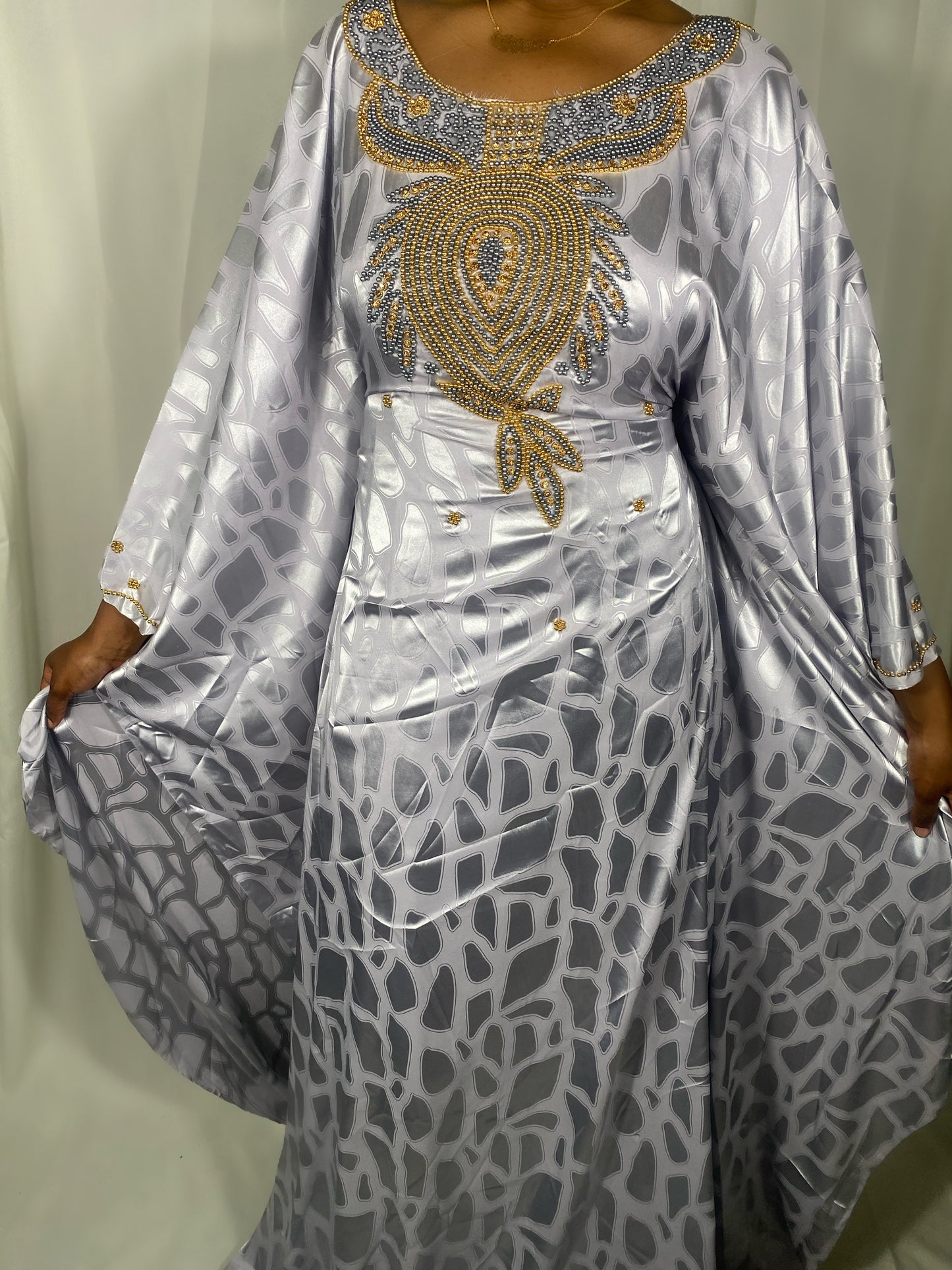 Queen-ish Abaya