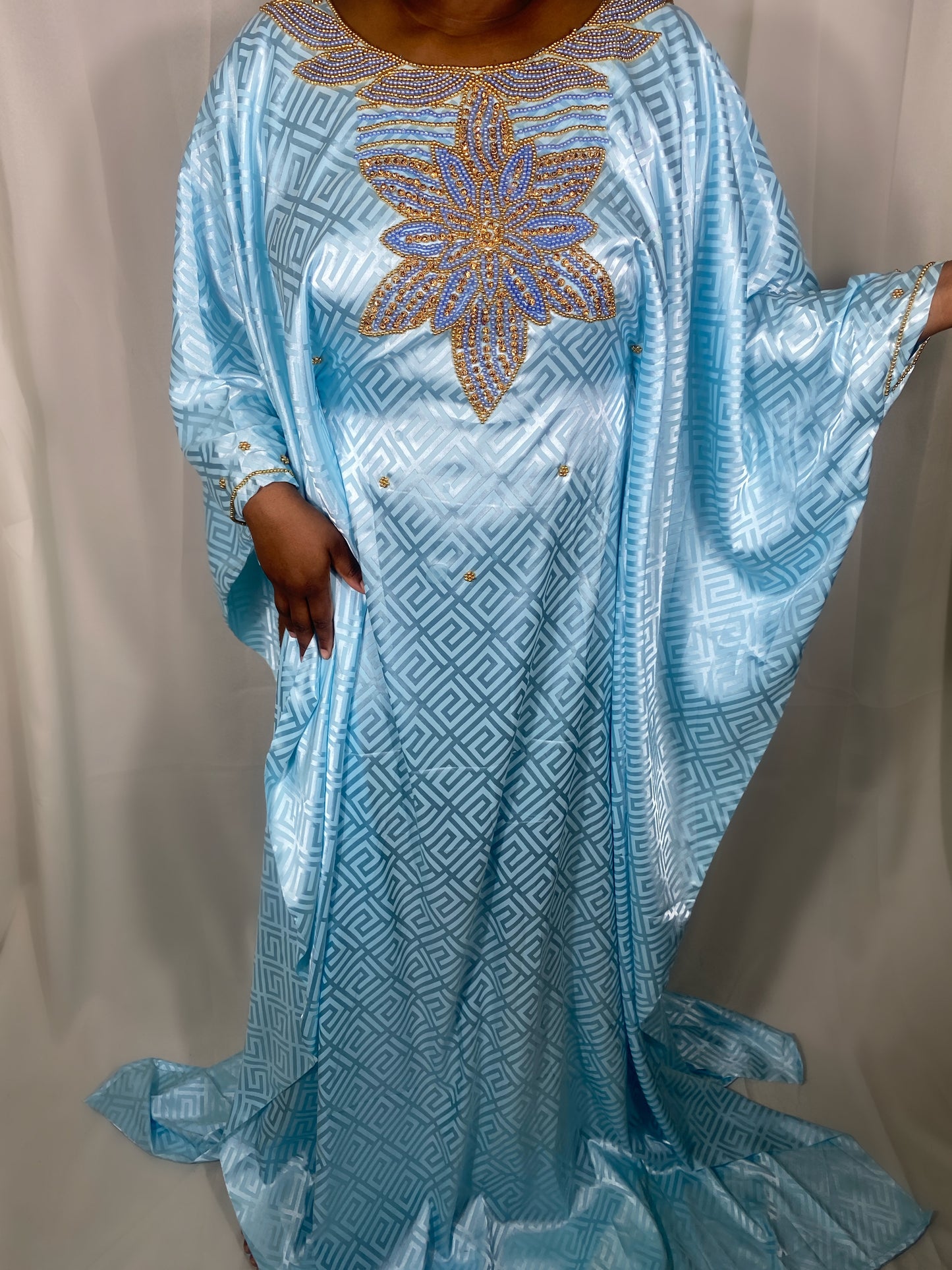 Queen-ish Abaya